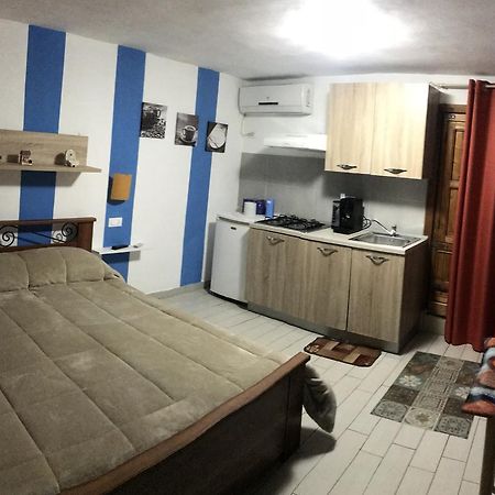 Monolocale Per Vacanze Apartment Castellammare del Golfo Bagian luar foto