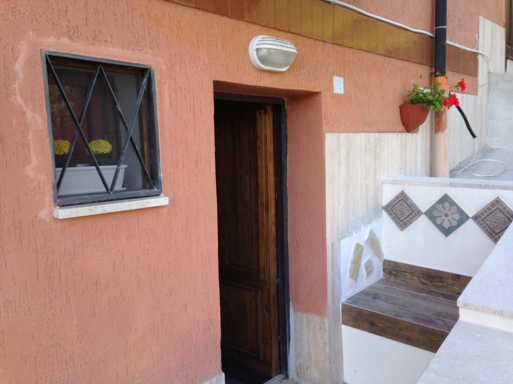 Monolocale Per Vacanze Apartment Castellammare del Golfo Ruang foto