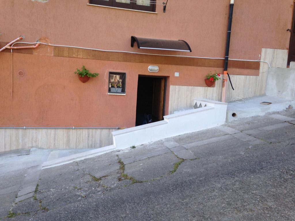 Monolocale Per Vacanze Apartment Castellammare del Golfo Ruang foto