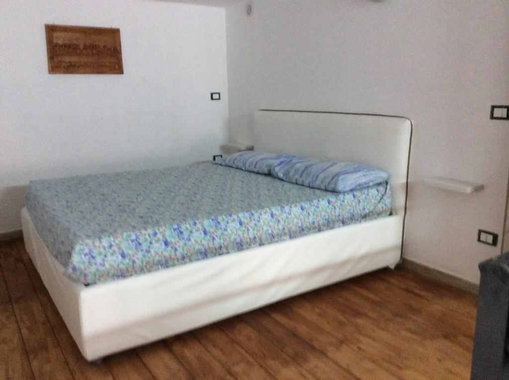 Monolocale Per Vacanze Apartment Castellammare del Golfo Ruang foto